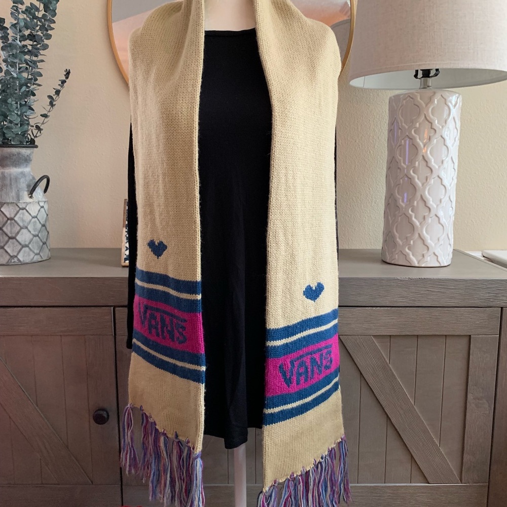 *Bundle Me!* Vans Scarf
